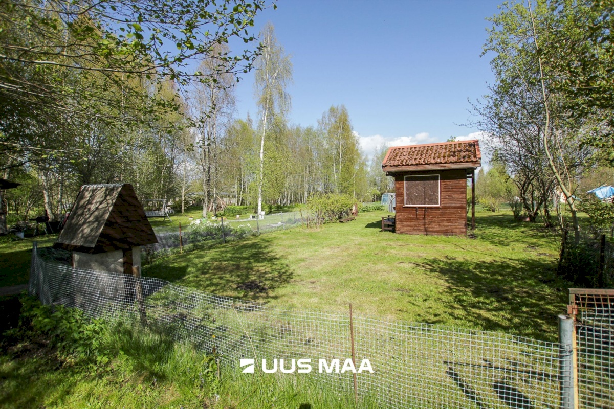 Pärnu linn, Seljametsa küla, Pustuski tee 12