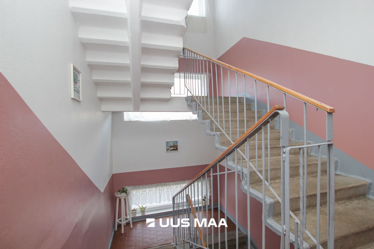 Pärnu linn, Seljametsa küla, Pustuski tee 12