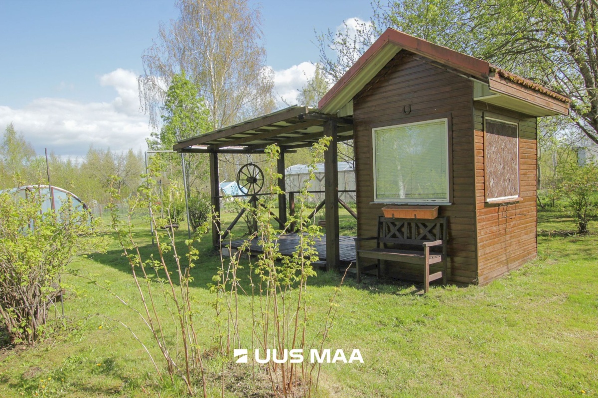 Pärnu linn, Seljametsa küla, Pustuski tee 12