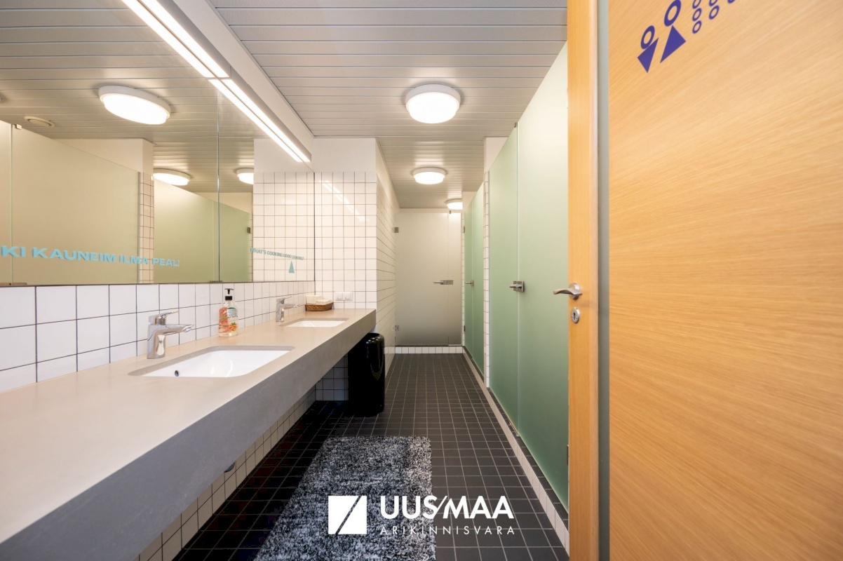 Tallinn, Kesklinna linnaosa, Sadama, Uus-Sadama 21