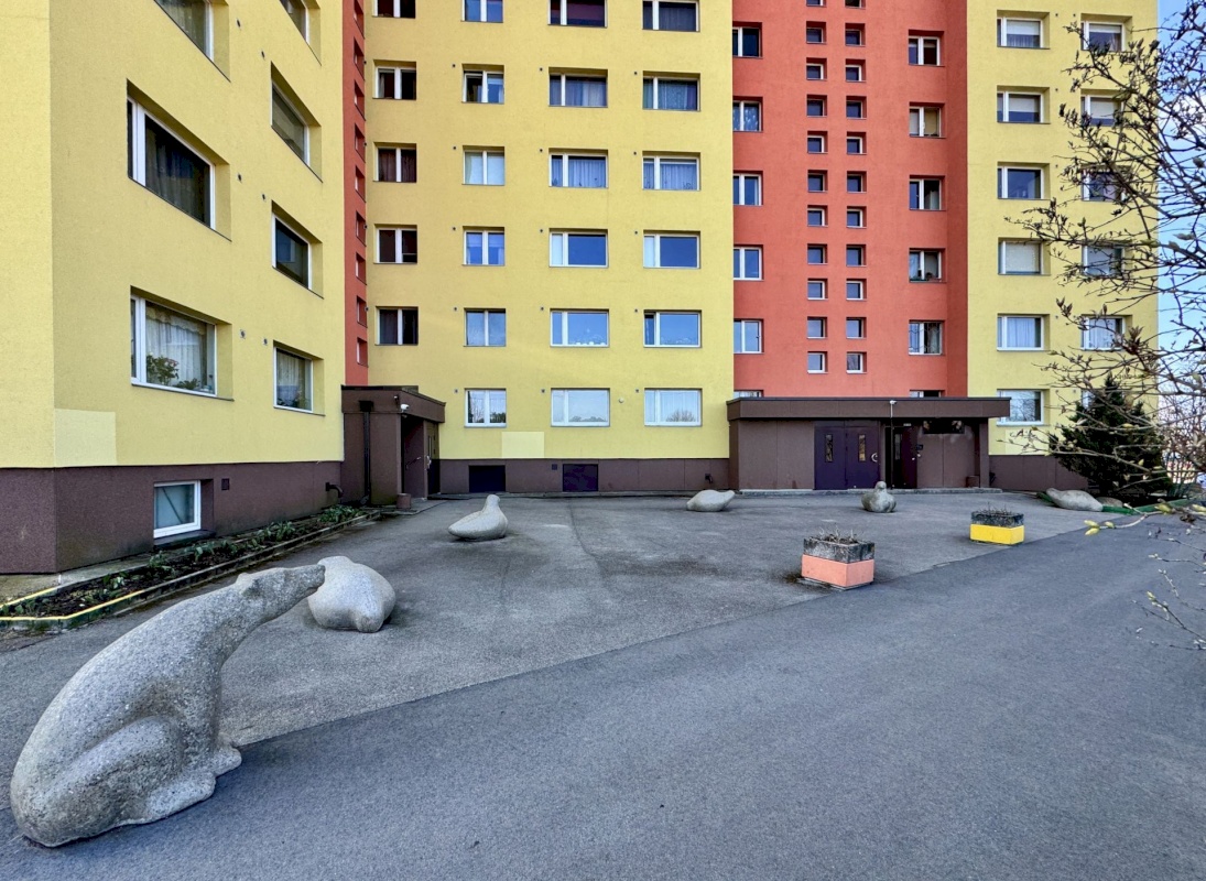 Tallinn, Lasnamäe linnaosa, Kuristiku, Kihnu 14