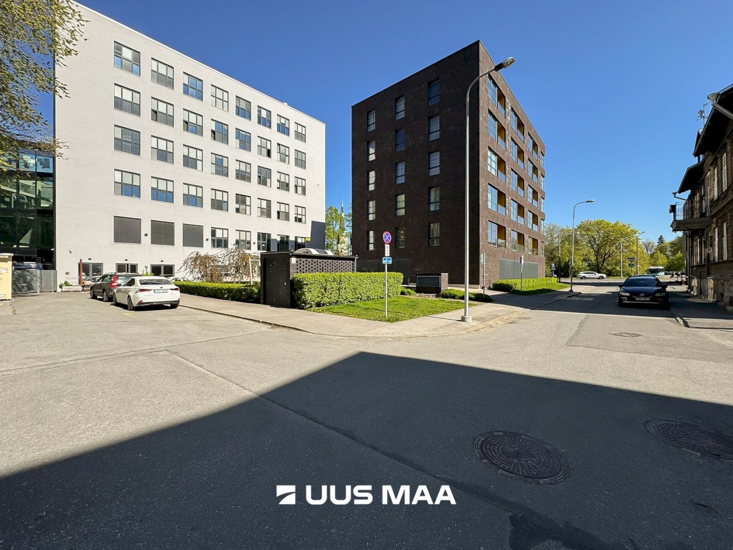 Tallinn, Põhja-Tallinna linnaosa, Kalamaja, Põhja pst 5