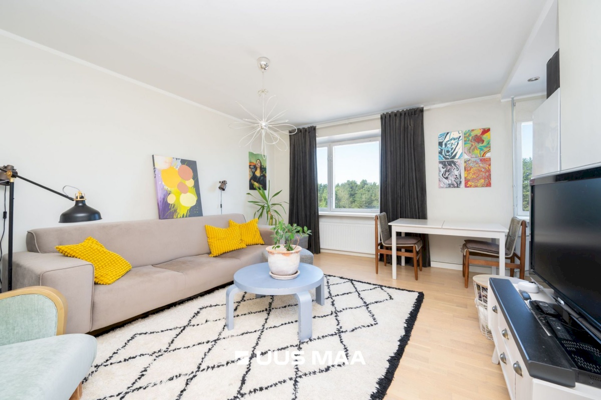 Tallinn, Nõmme linnaosa, Rahumäe, Uueristi 7