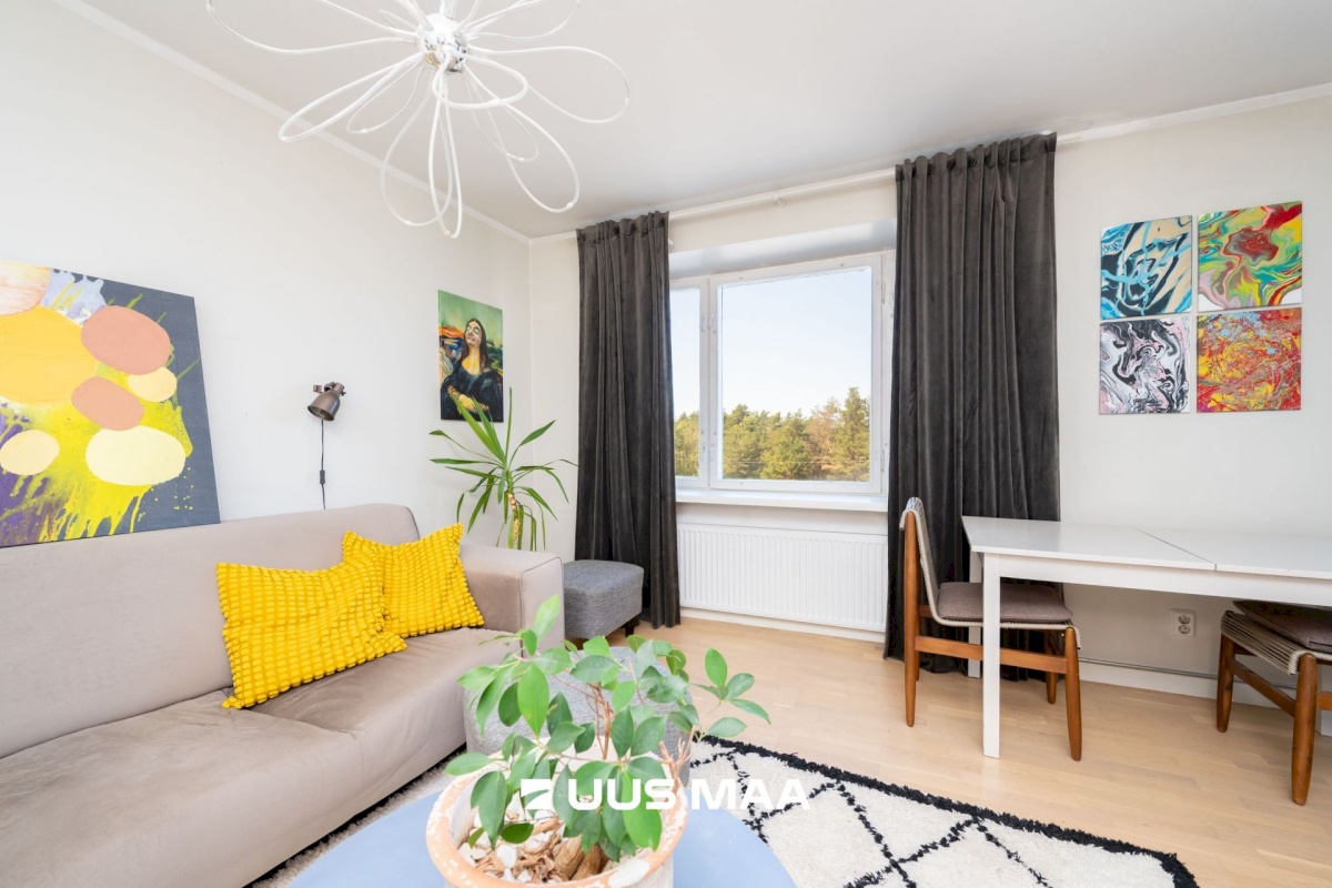 Tallinn, Nõmme linnaosa, Rahumäe, Uueristi 7