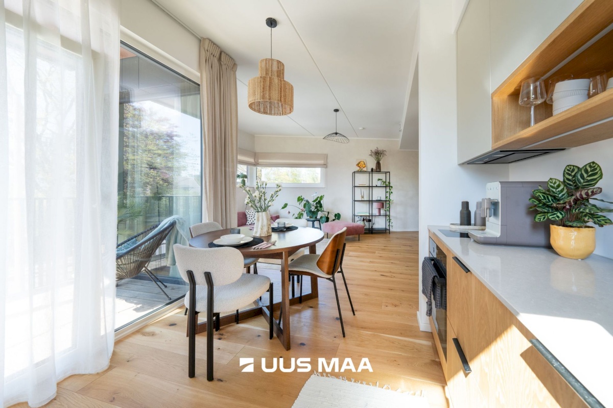Tallinn, Kristiine linnaosa, Lilleküla, Keemia 15