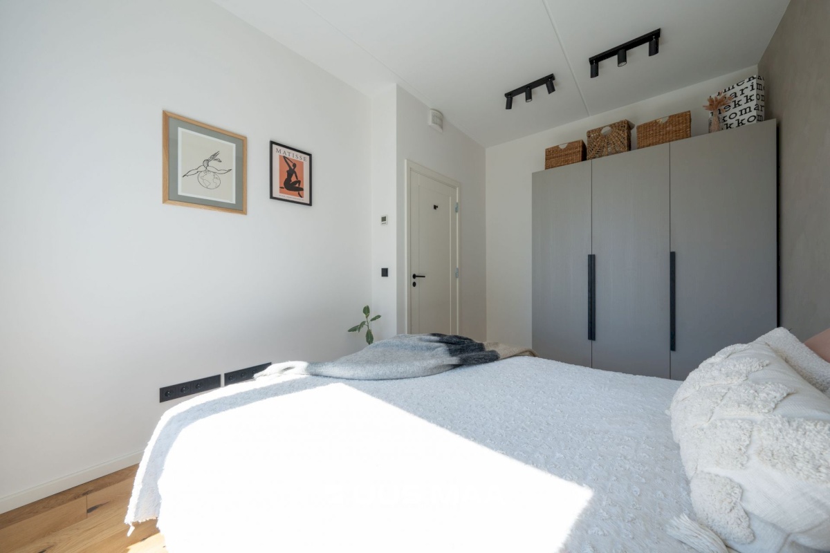 Tallinn, Kristiine linnaosa, Lilleküla, Keemia 15