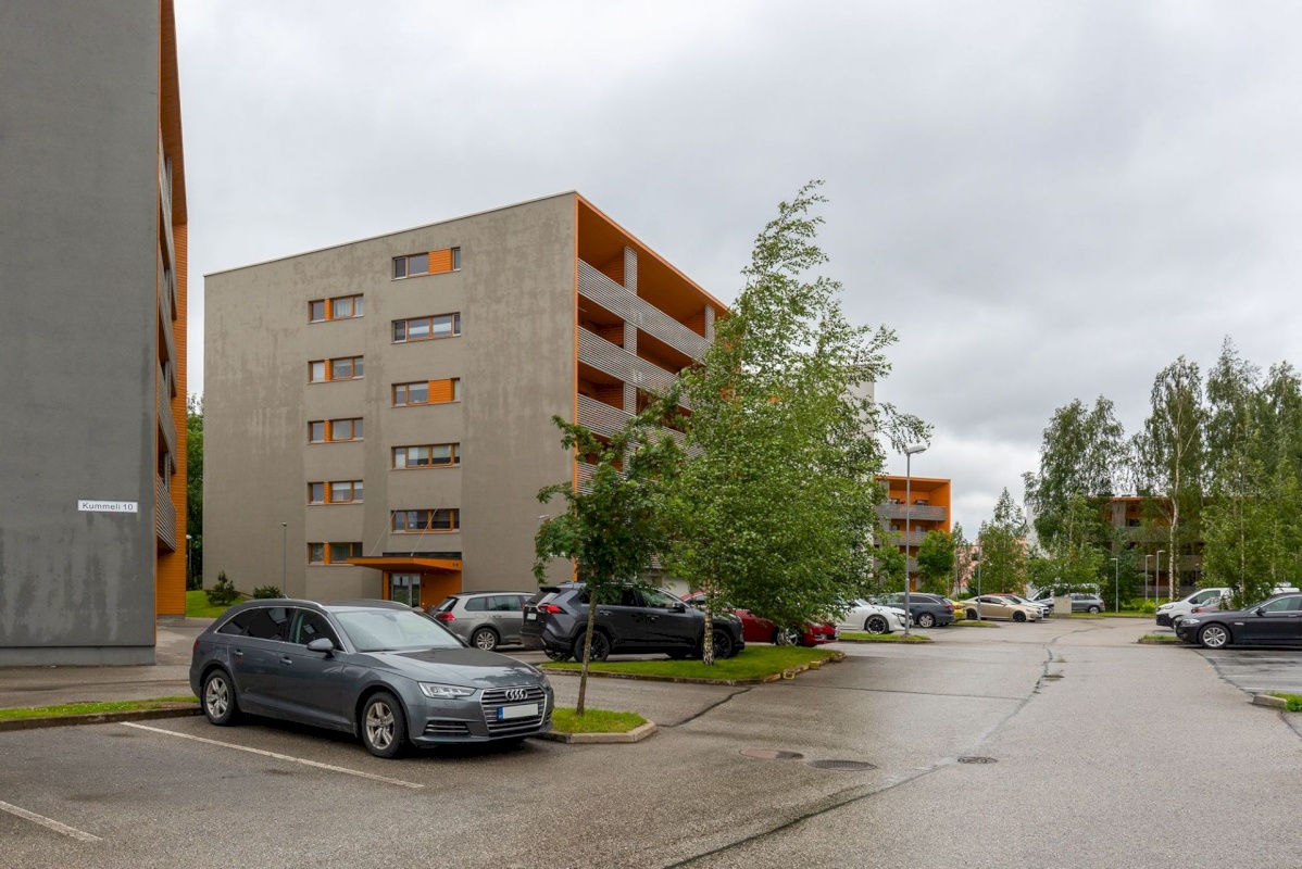 Tartu linn, Tartu linn, Raadi-Kruusamäe, Kummeli 10a