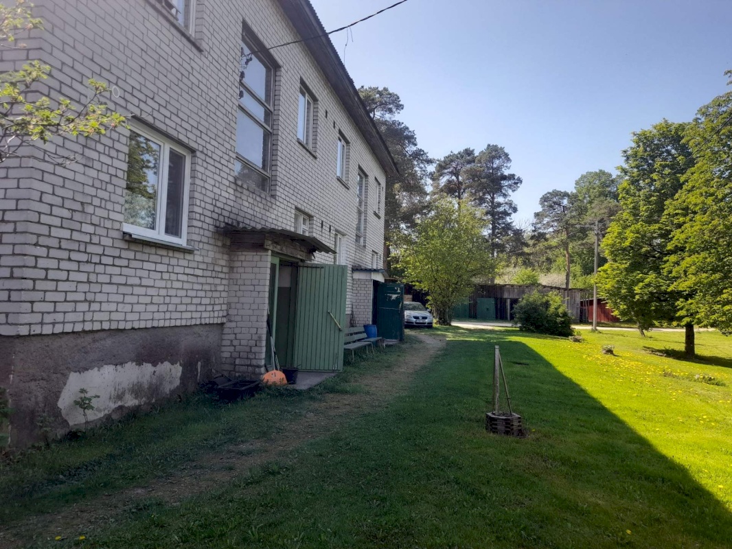 Lääneranna vald, Oidrema küla, Külavahe tee 7