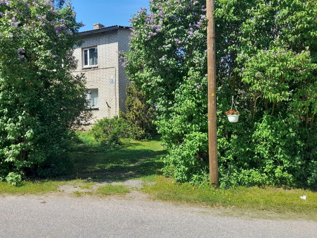 Lääneranna vald, Oidrema küla, Külavahe tee 7