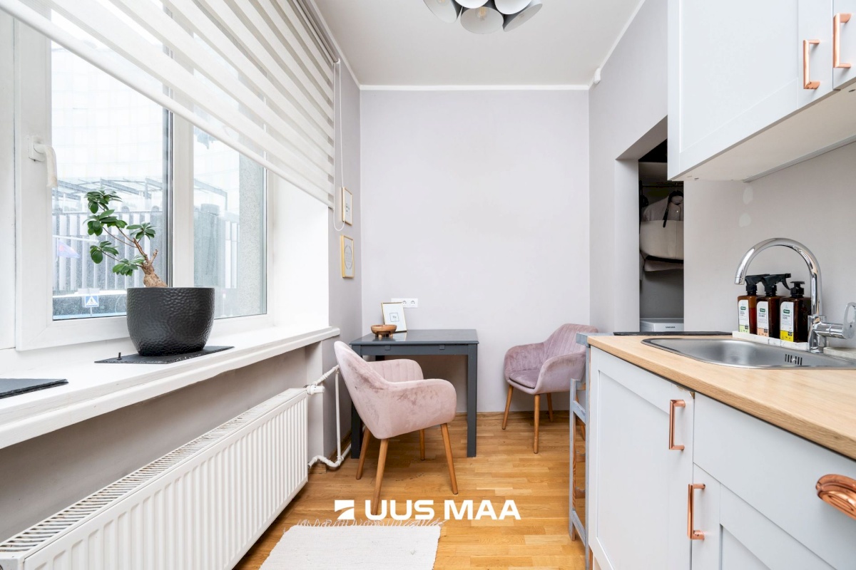 Tallinn, Kesklinna linnaosa, J. Kunderi 14