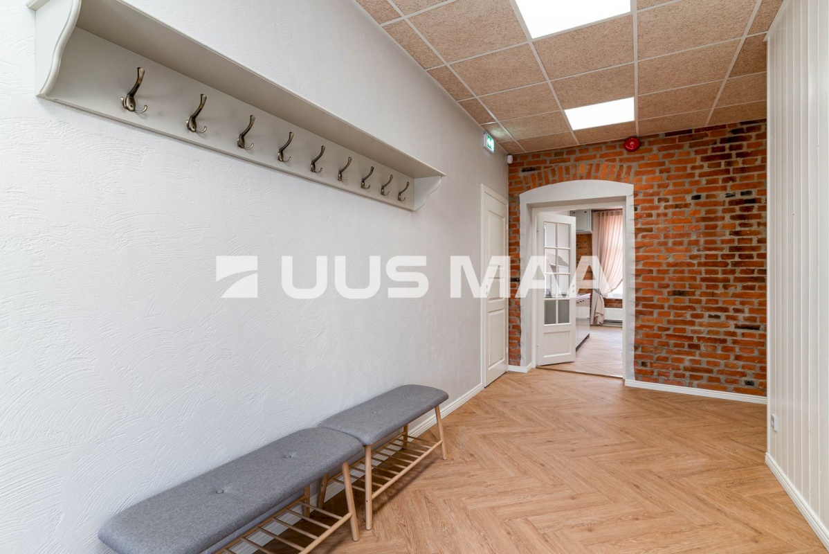 Viljandi linn, Vanalinn, Lossi 15
