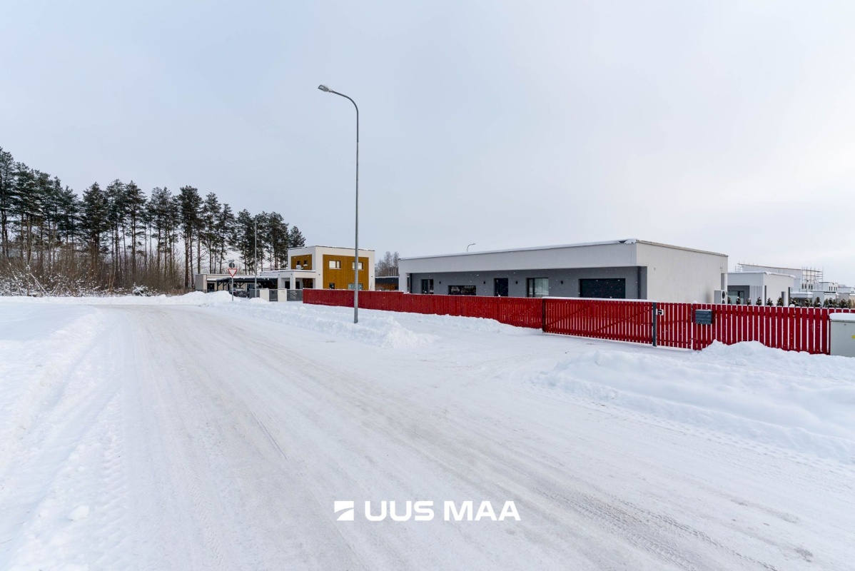 Viljandi linn, Järveotsa, Järveotsa pst 3