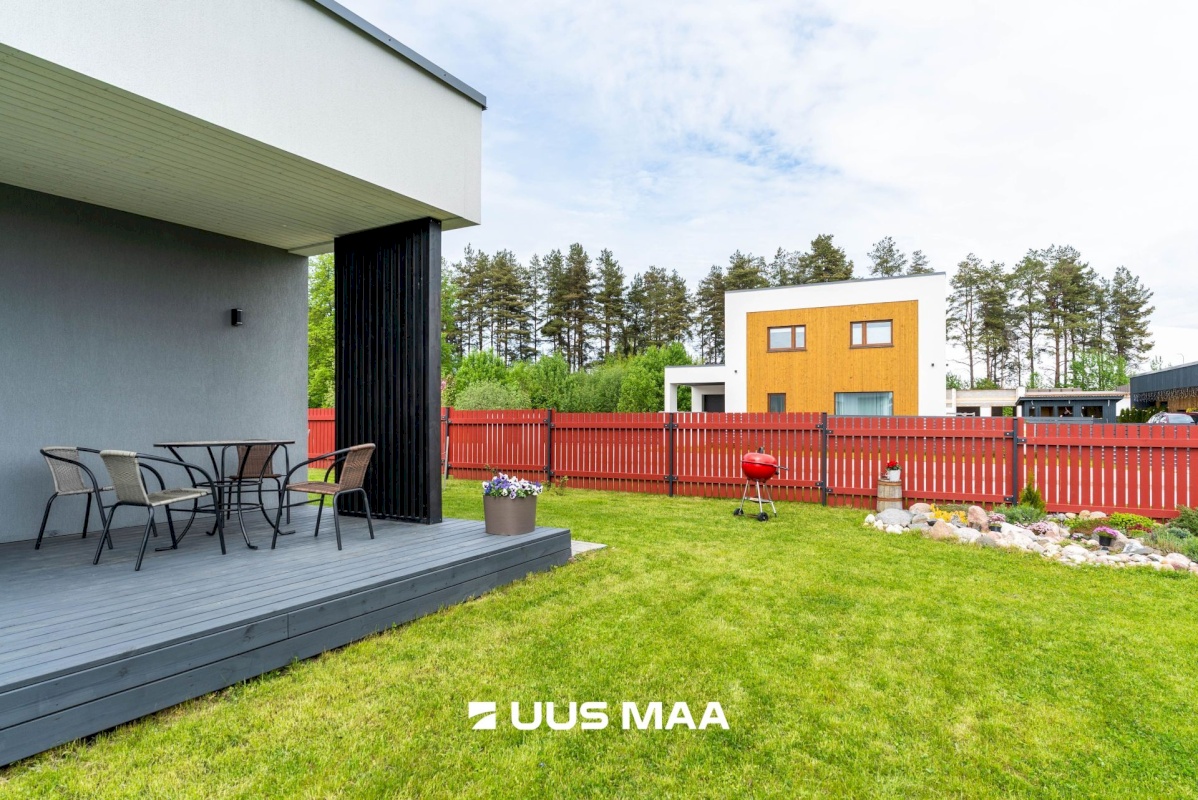 Viljandi linn, Järveotsa, Järveotsa pst 3