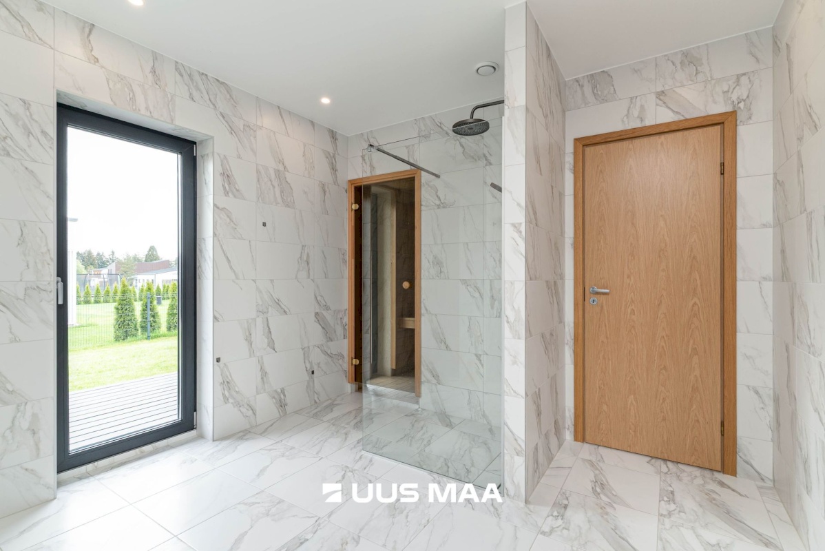 Viljandi linn, Järveotsa, Järveotsa pst 3