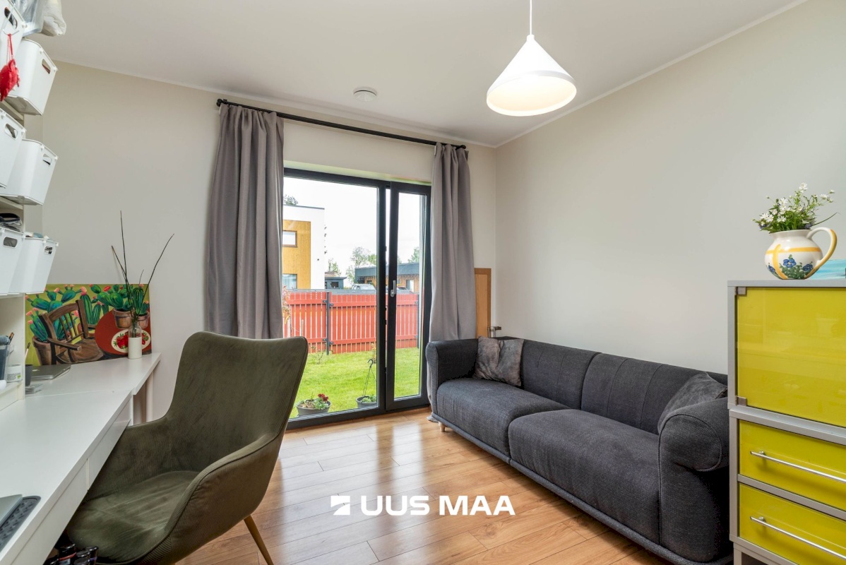 Viljandi linn, Järveotsa, Järveotsa pst 3