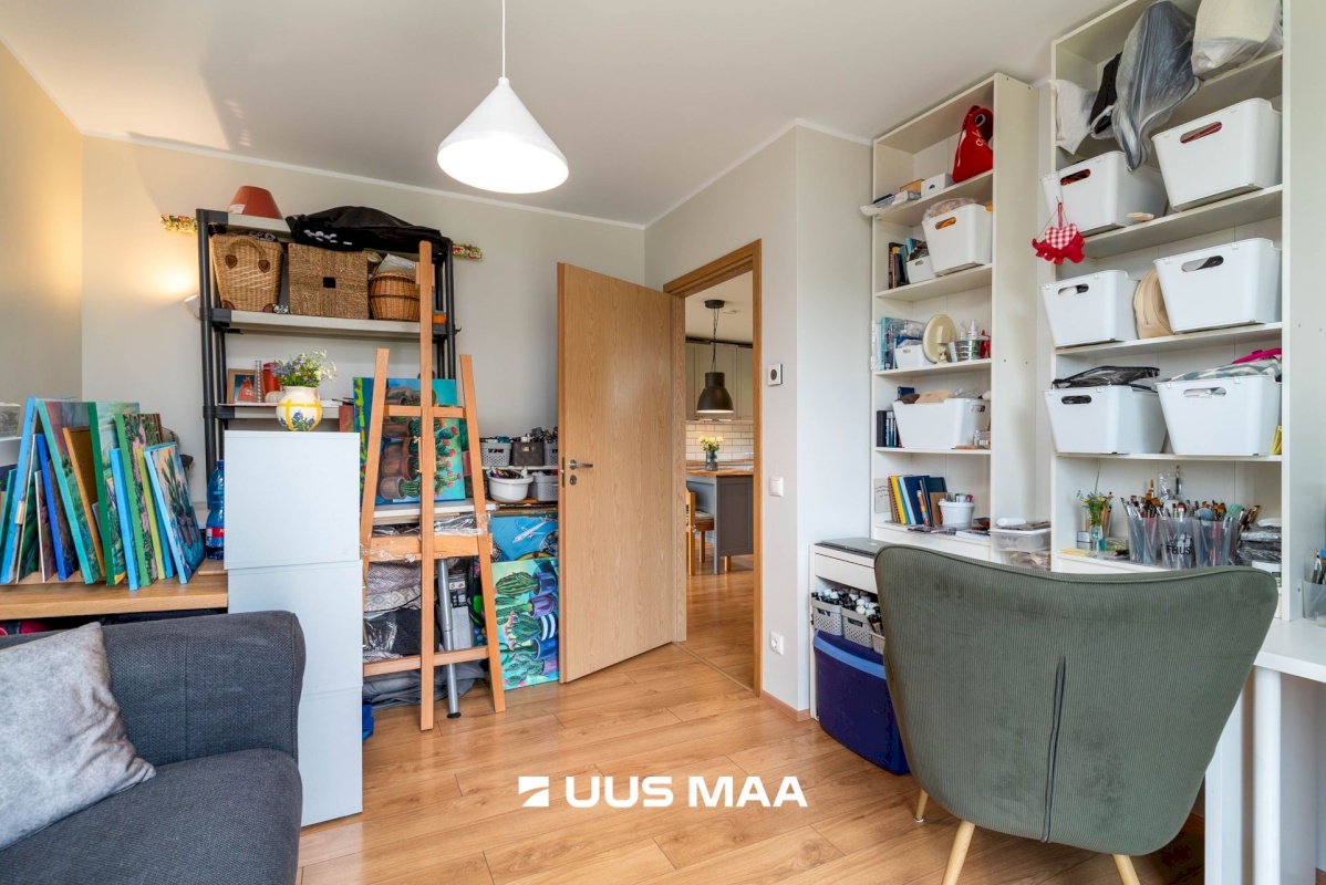 Viljandi linn, Järveotsa, Järveotsa pst 3