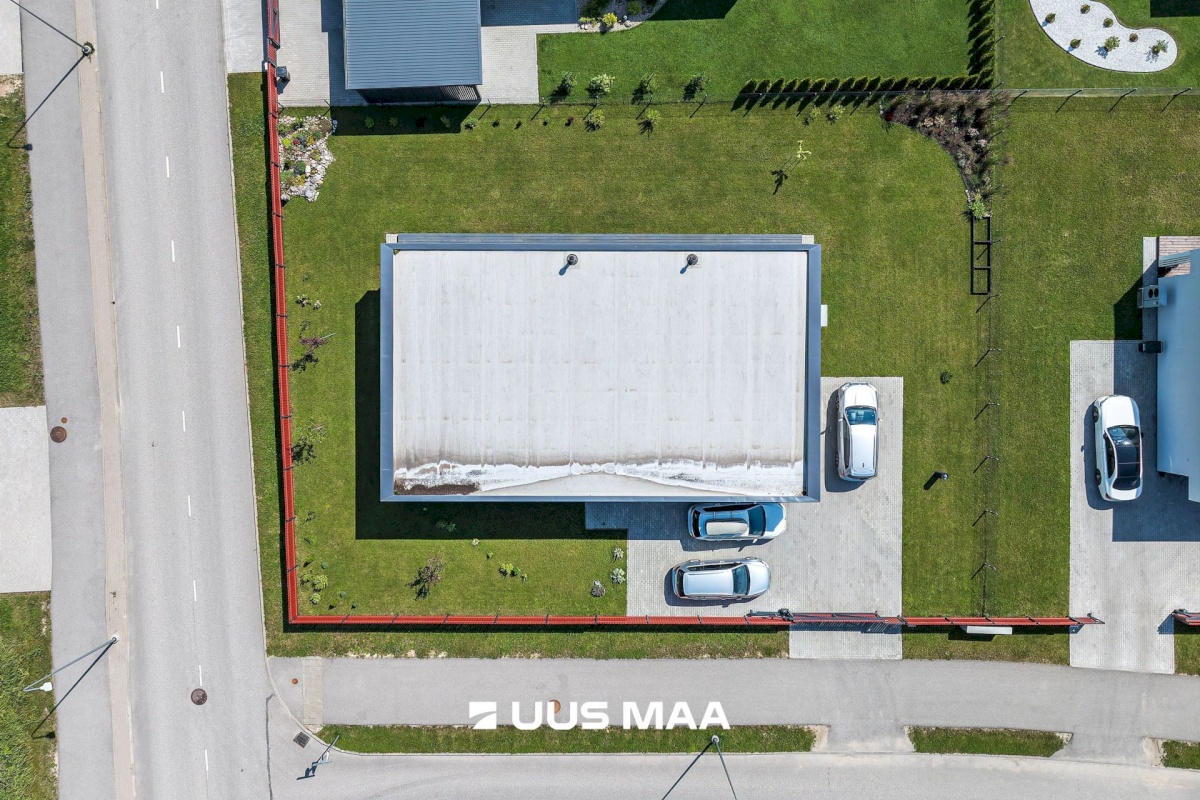 Viljandi linn, Järveotsa, Järveotsa pst 3