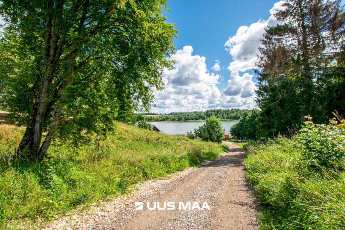 Viljandi linn, Järveotsa, Järveotsa pst 3