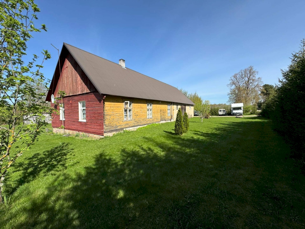 Põhja-Pärnumaa vald, Vee küla, Saugametsa