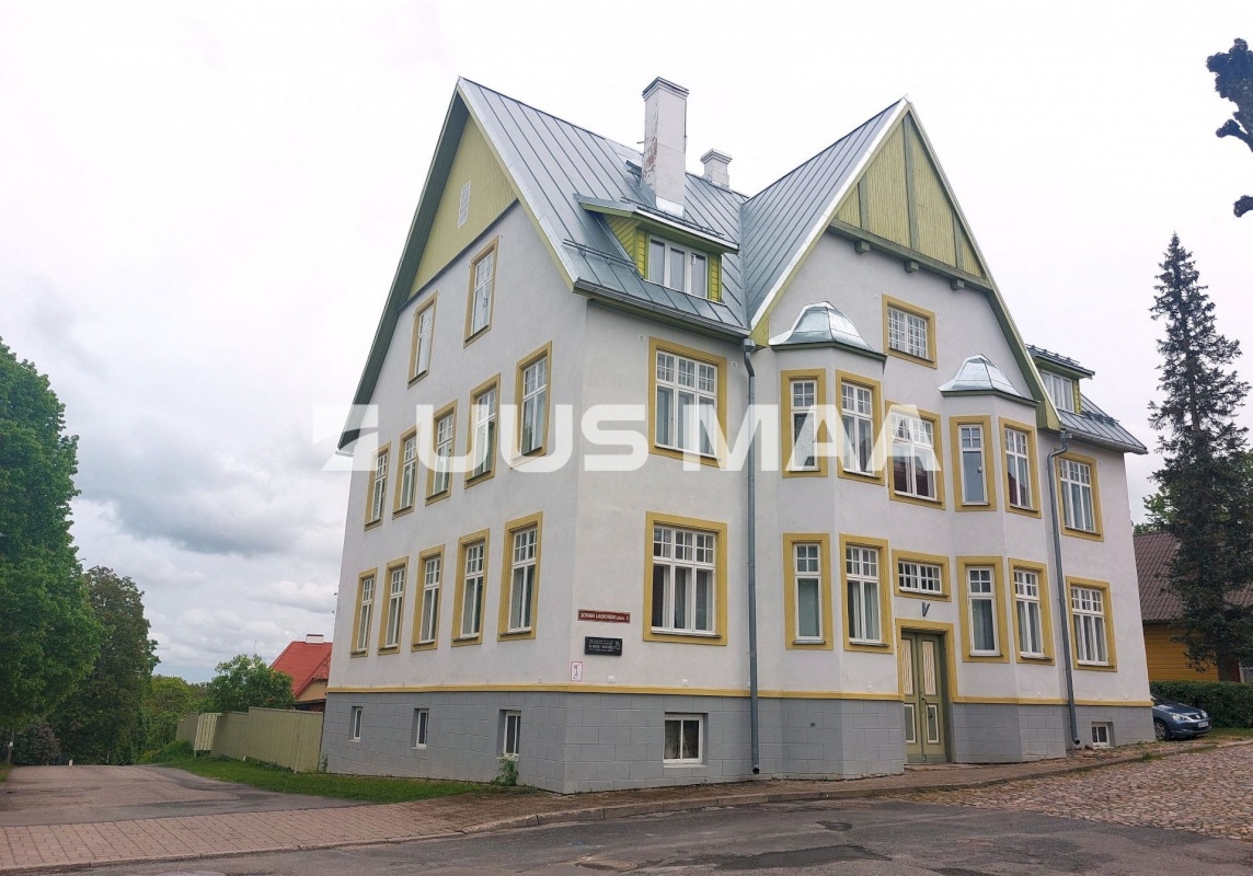 Viljandi linn, Vanalinn, J. Laidoneri plats 1
