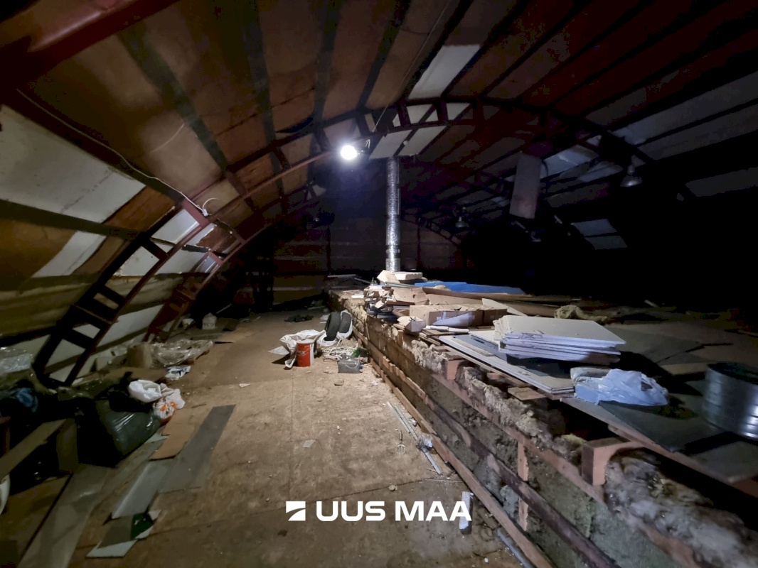 Vinni vald, Pajusti alevik, Tööstuse 15