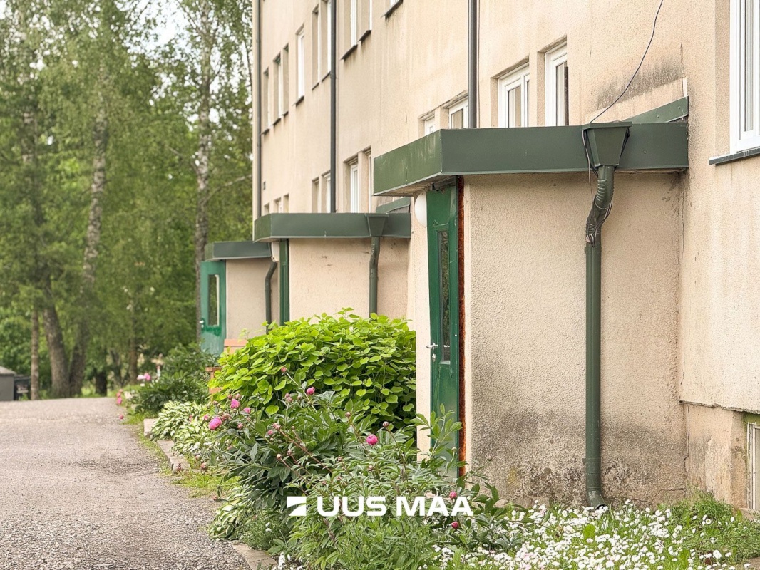 Põlva vald, Mooste alevik, Lasteaia tee 8