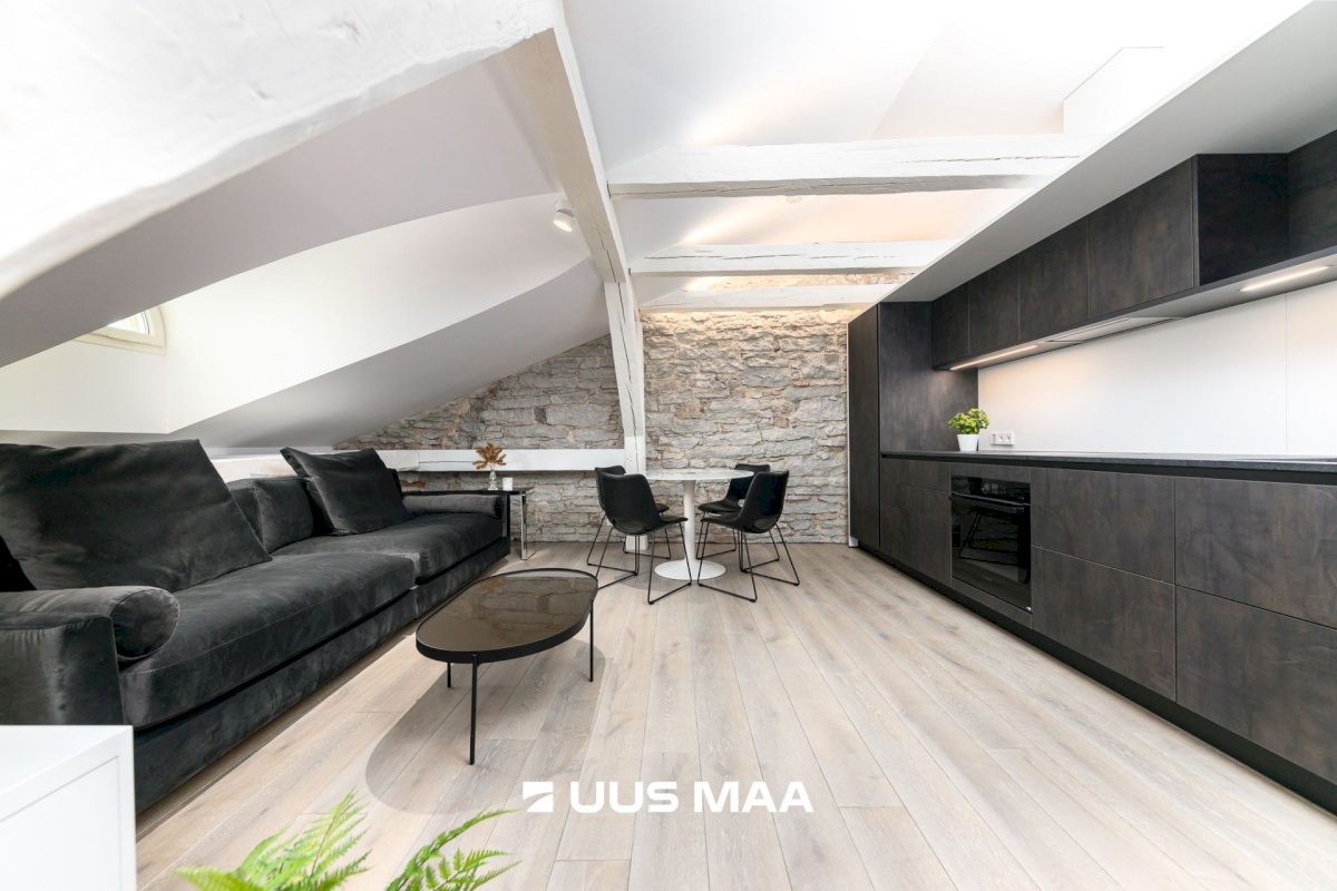Tallinn, Kesklinna linnaosa, Vanalinn, Lai tn 13