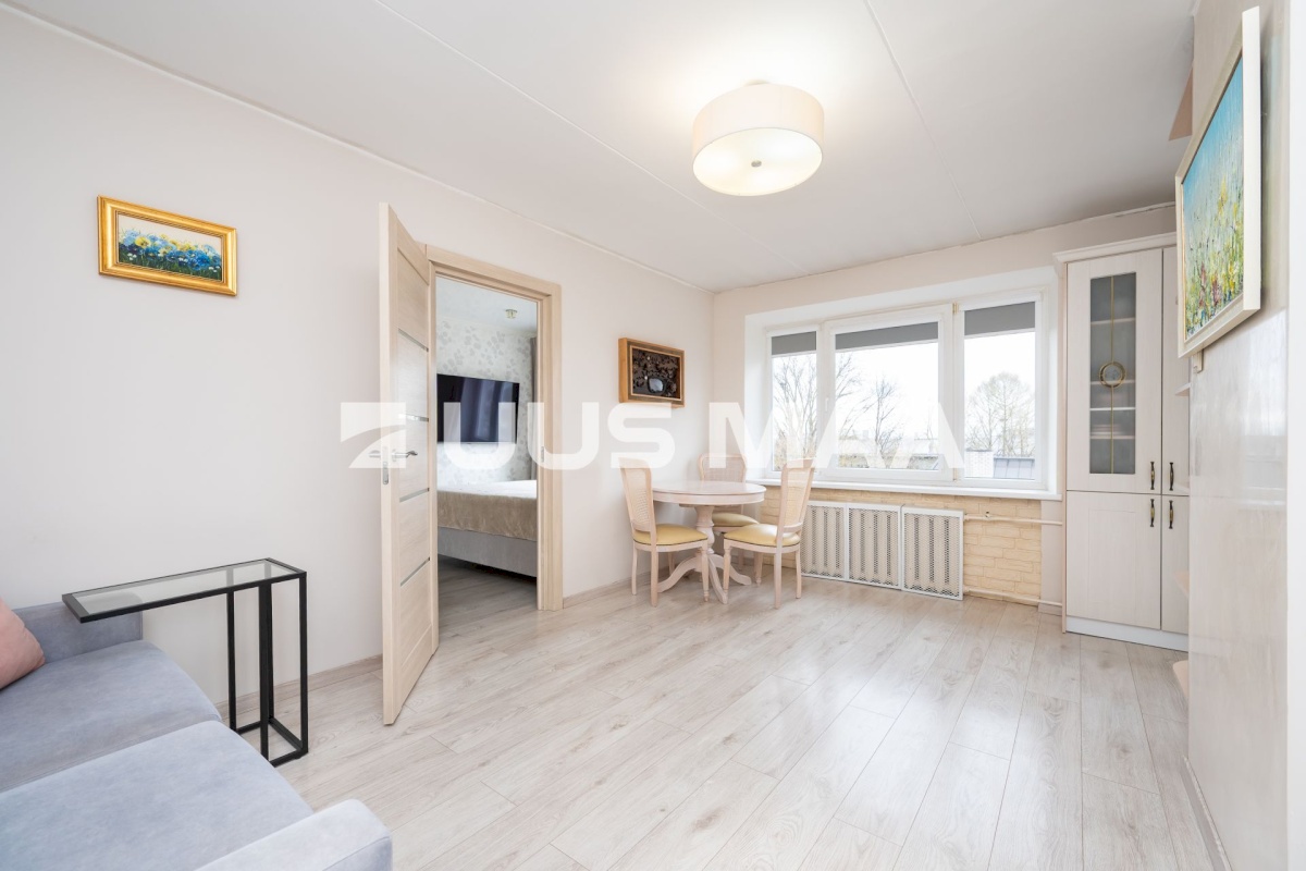 Tallinn, Kesklinna linnaosa, Uus Maailm, Pärnu mnt 66