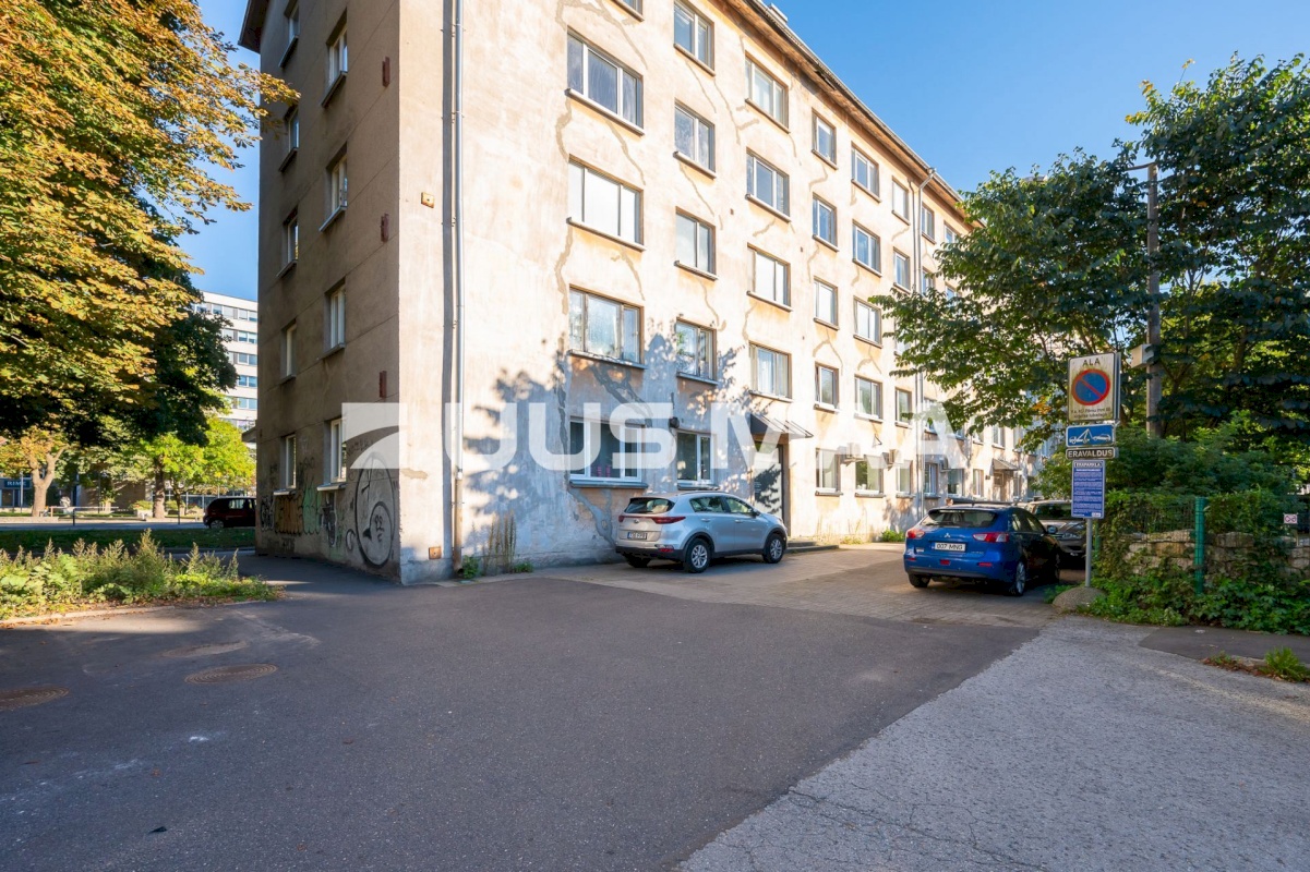 Tallinn, Kesklinna linnaosa, Uus Maailm, Pärnu mnt 66