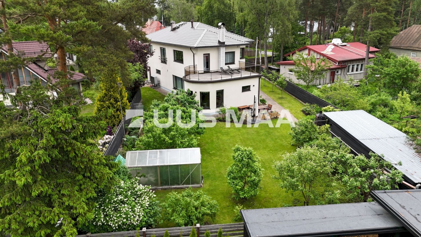 Tallinn, Nõmme linnaosa, Laane 11b