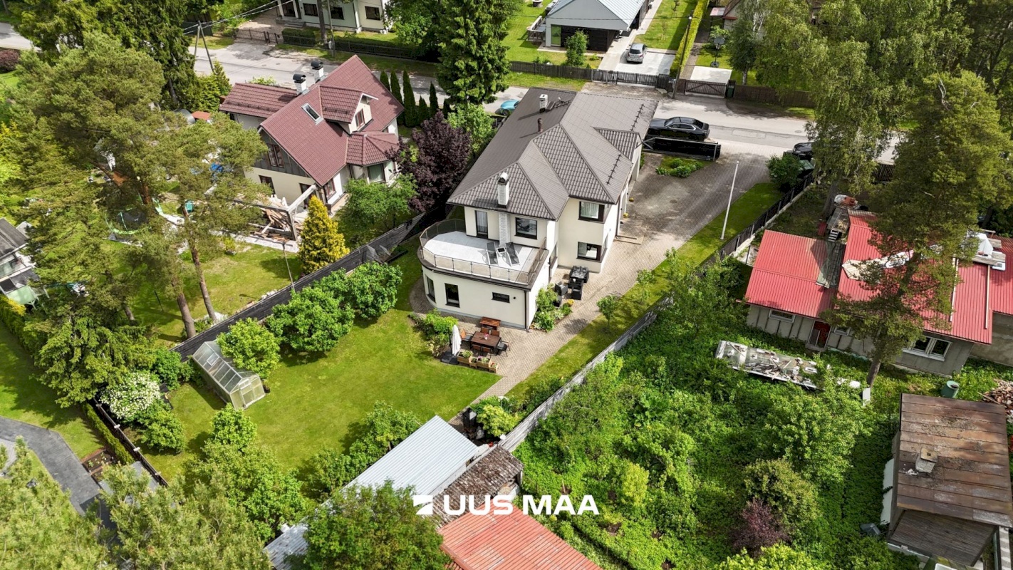 Tallinn, Nõmme linnaosa, Laane 11b