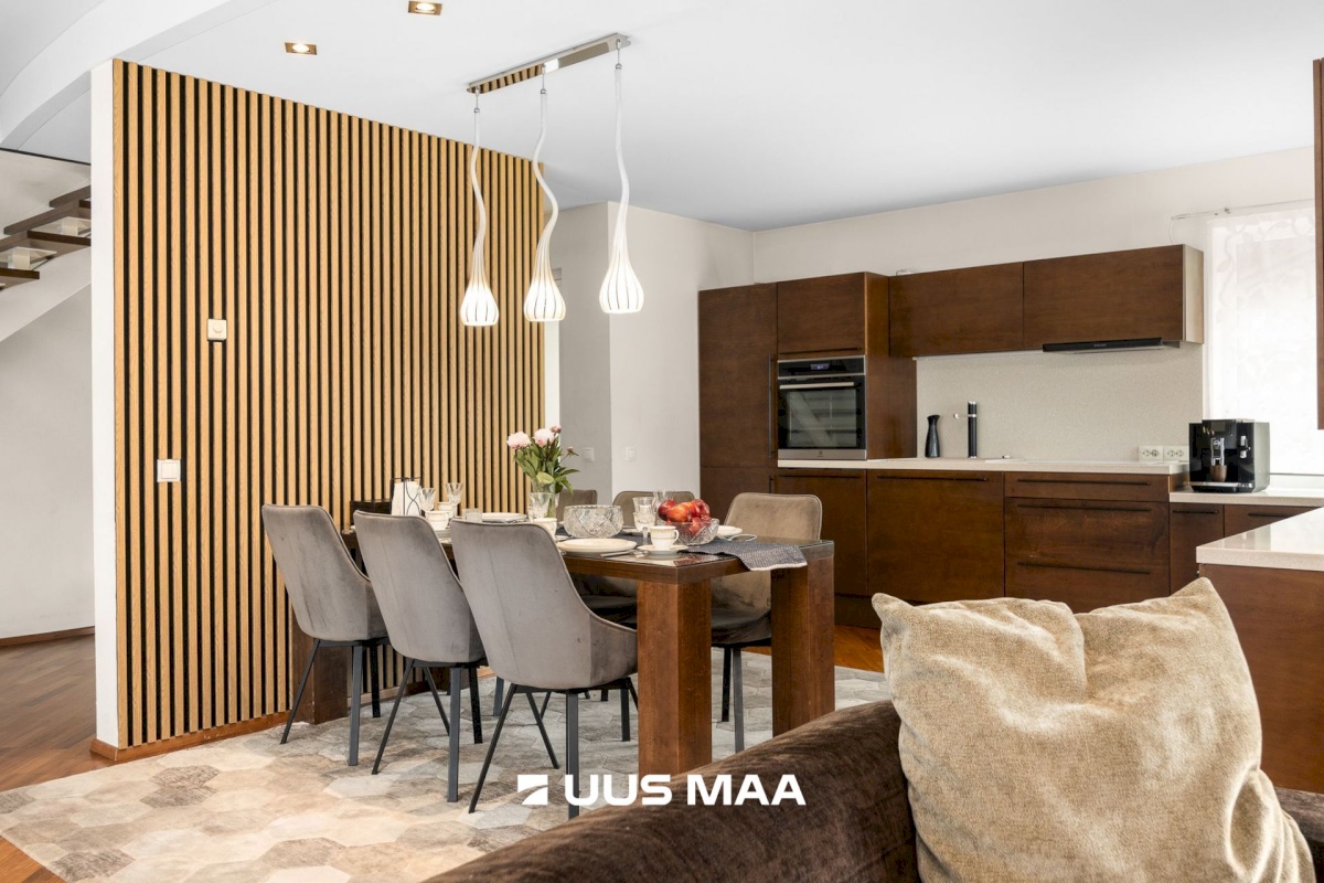 Tallinn, Nõmme linnaosa, Laane 11b