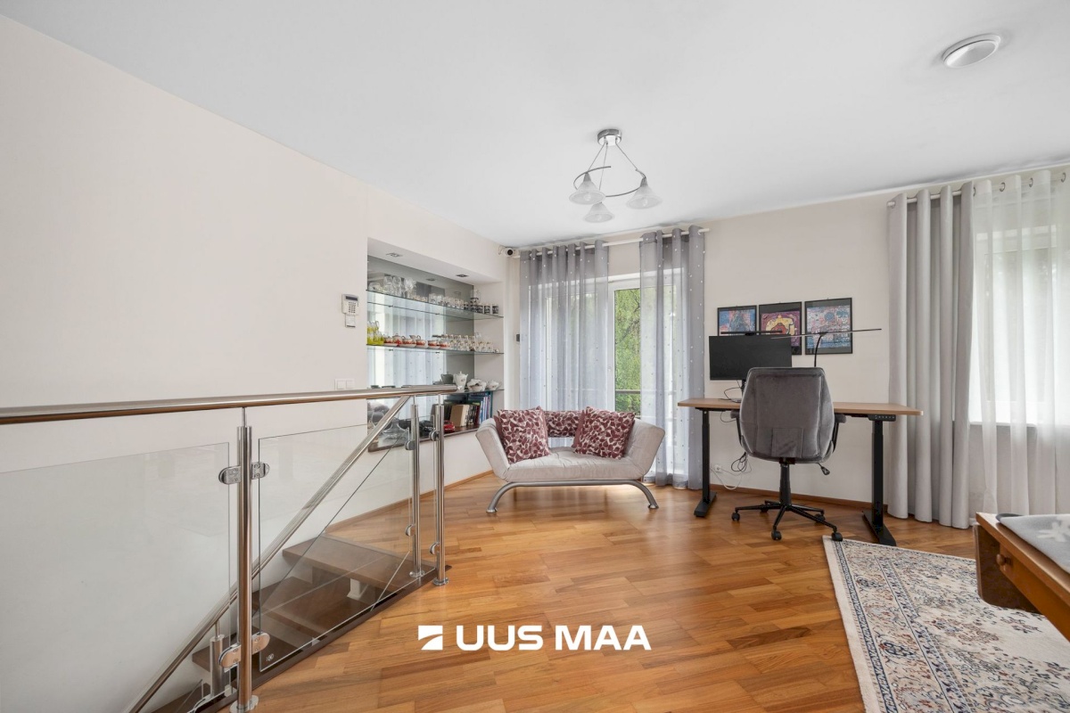 Tallinn, Nõmme linnaosa, Laane 11b