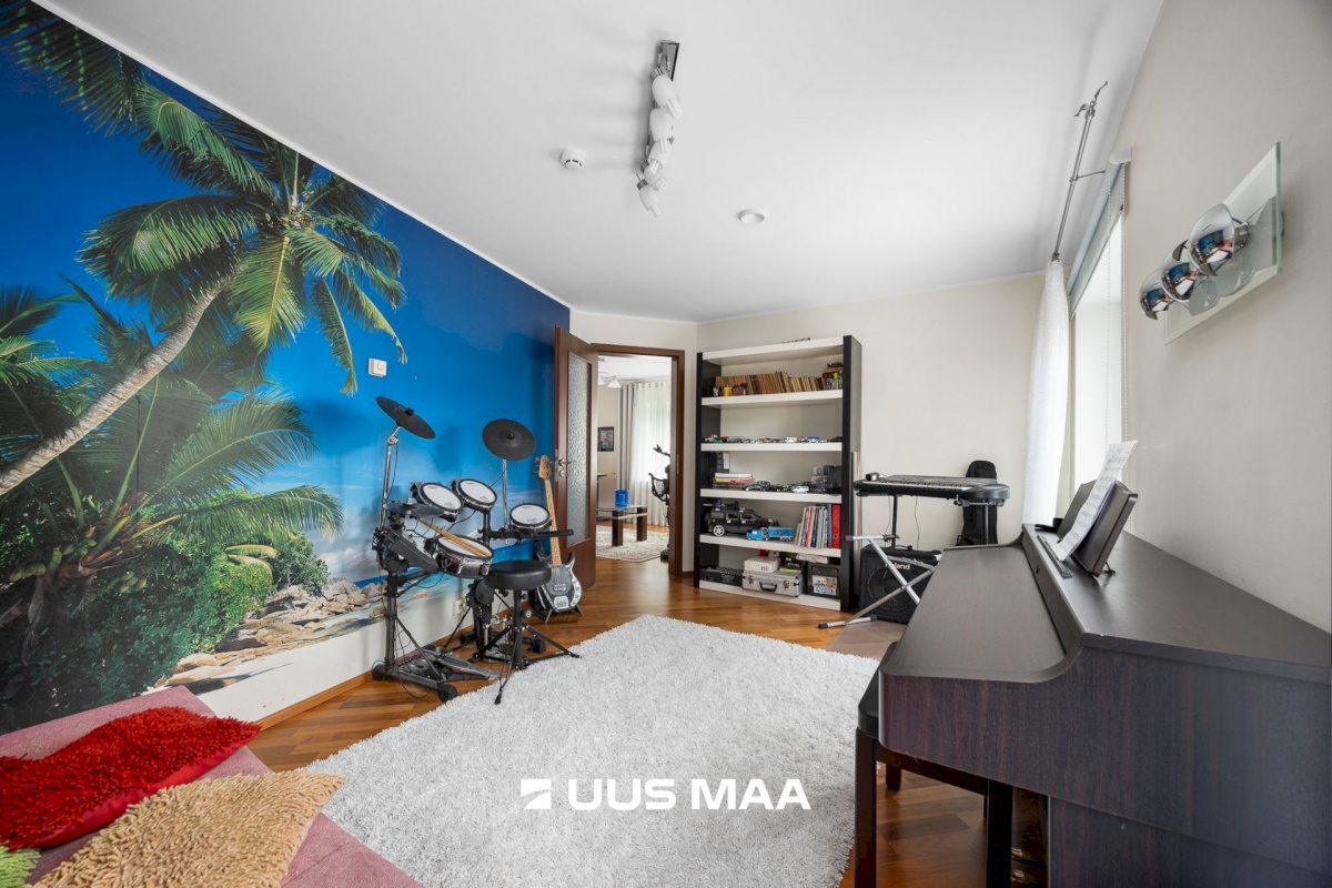 Tallinn, Nõmme linnaosa, Laane 11b