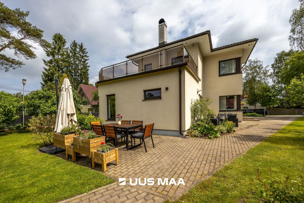 Tallinn, Nõmme linnaosa, Laane 11b