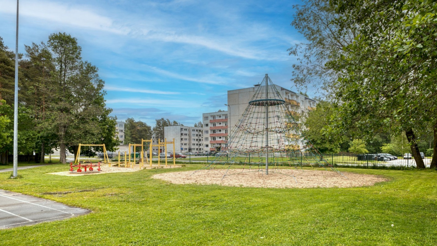 Haapsalu linn, Haapsalu linn, Kastani 12