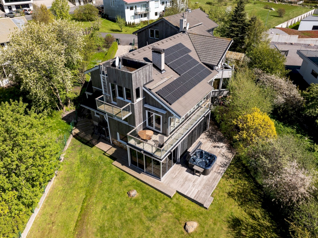 Viimsi vald, Miiduranna küla, Madise tee 8