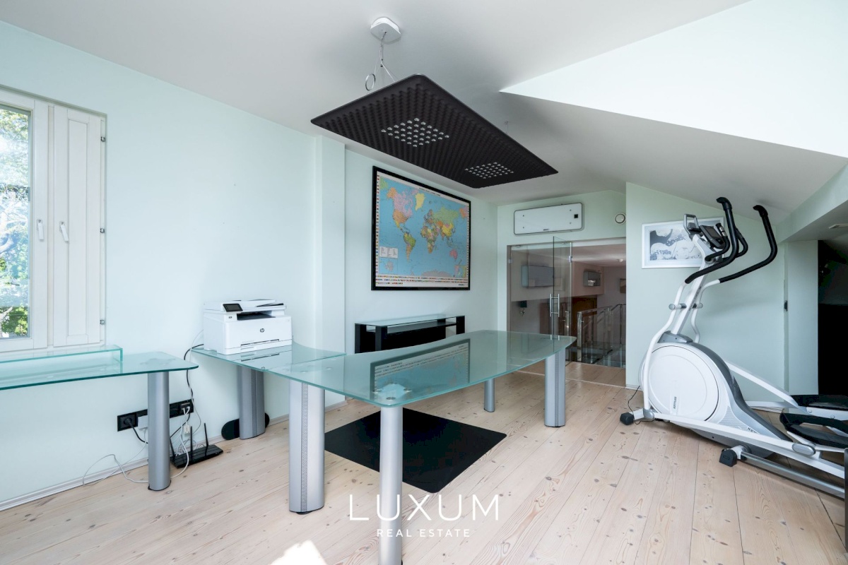 Viimsi vald, Miiduranna küla, Madise tee 8