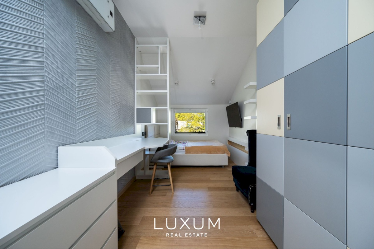 Viimsi vald, Miiduranna küla, Madise tee 8