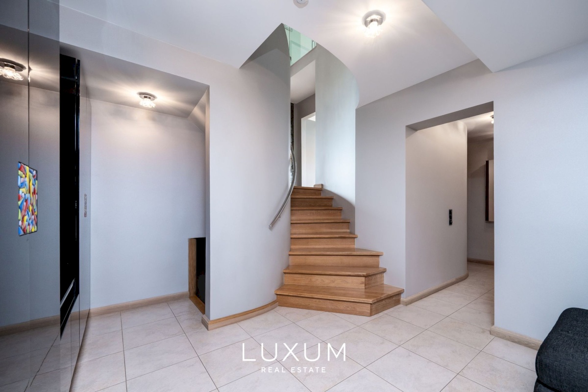 Viimsi vald, Miiduranna küla, Madise tee 8