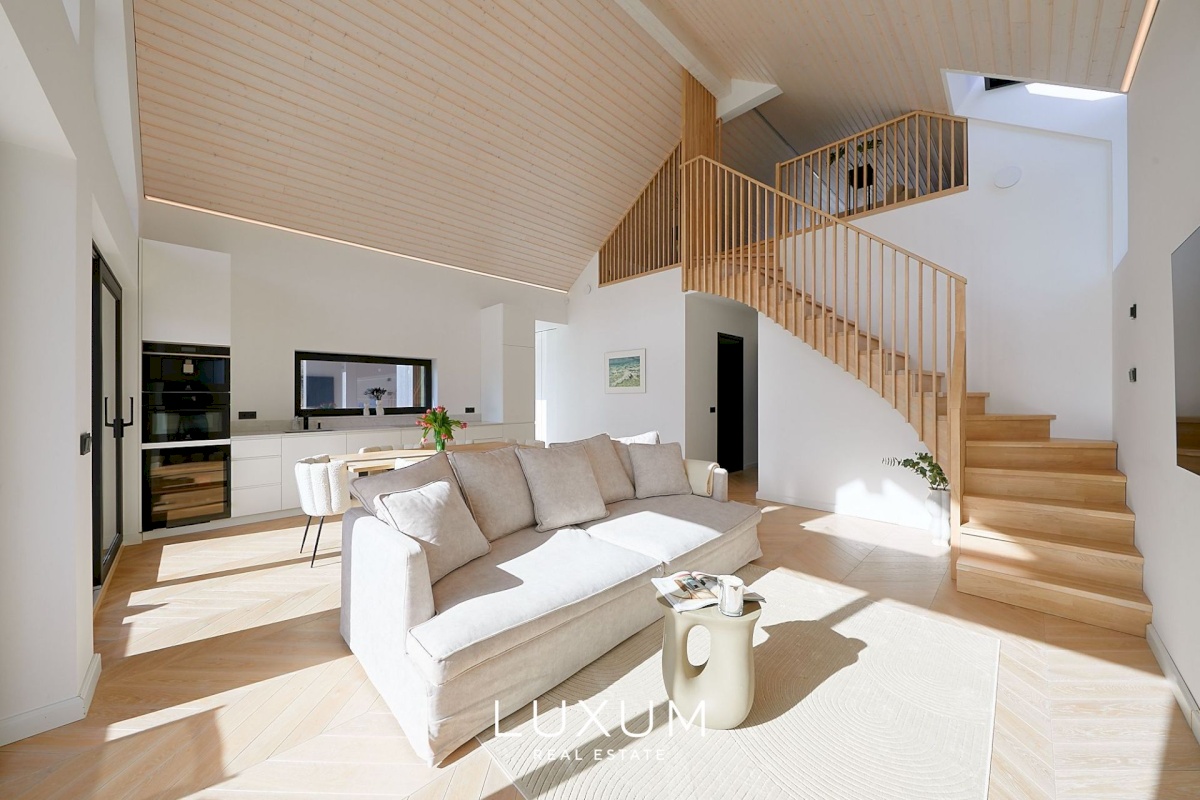 Lääne-Harju vald, Madise küla, Põldmarja