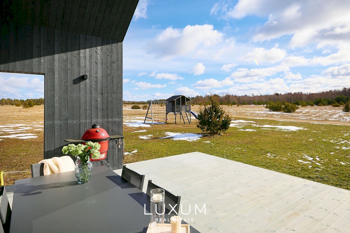 Lääne-Harju vald, Madise küla, Põldmarja