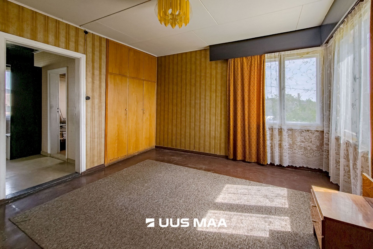 Viljandi linn, Peetrimõisa, Sõstra tn 13