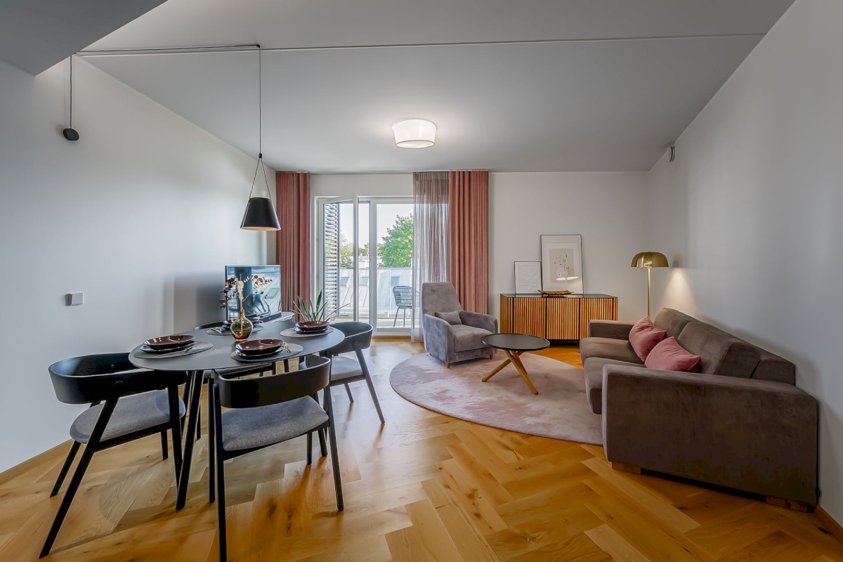 Tallinn, Kesklinna linnaosa, Kadriorg, R. Tobiase 11
