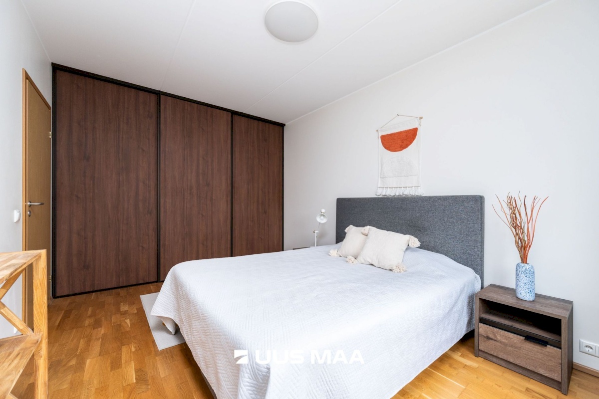 Tallinn, Lasnamäe linnaosa, Uuslinna 9/1