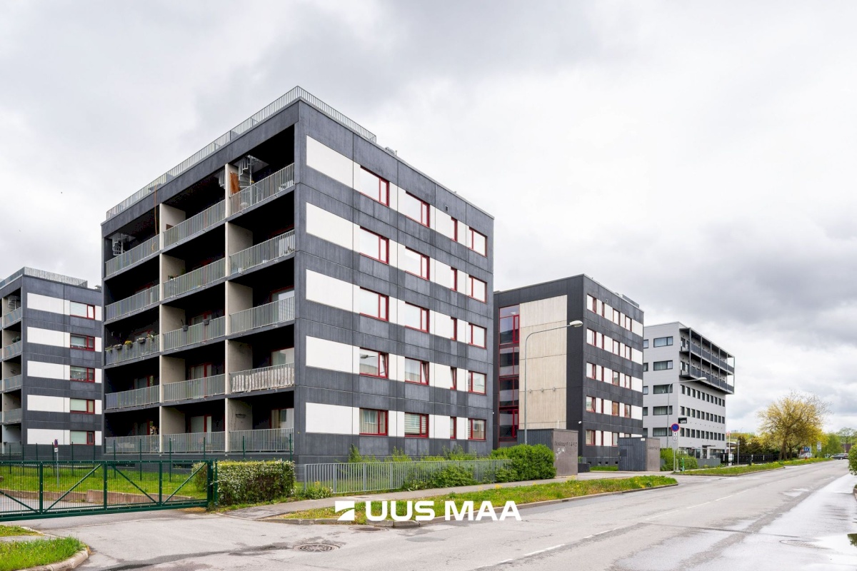 Tallinn, Lasnamäe linnaosa, Uuslinna 9/1