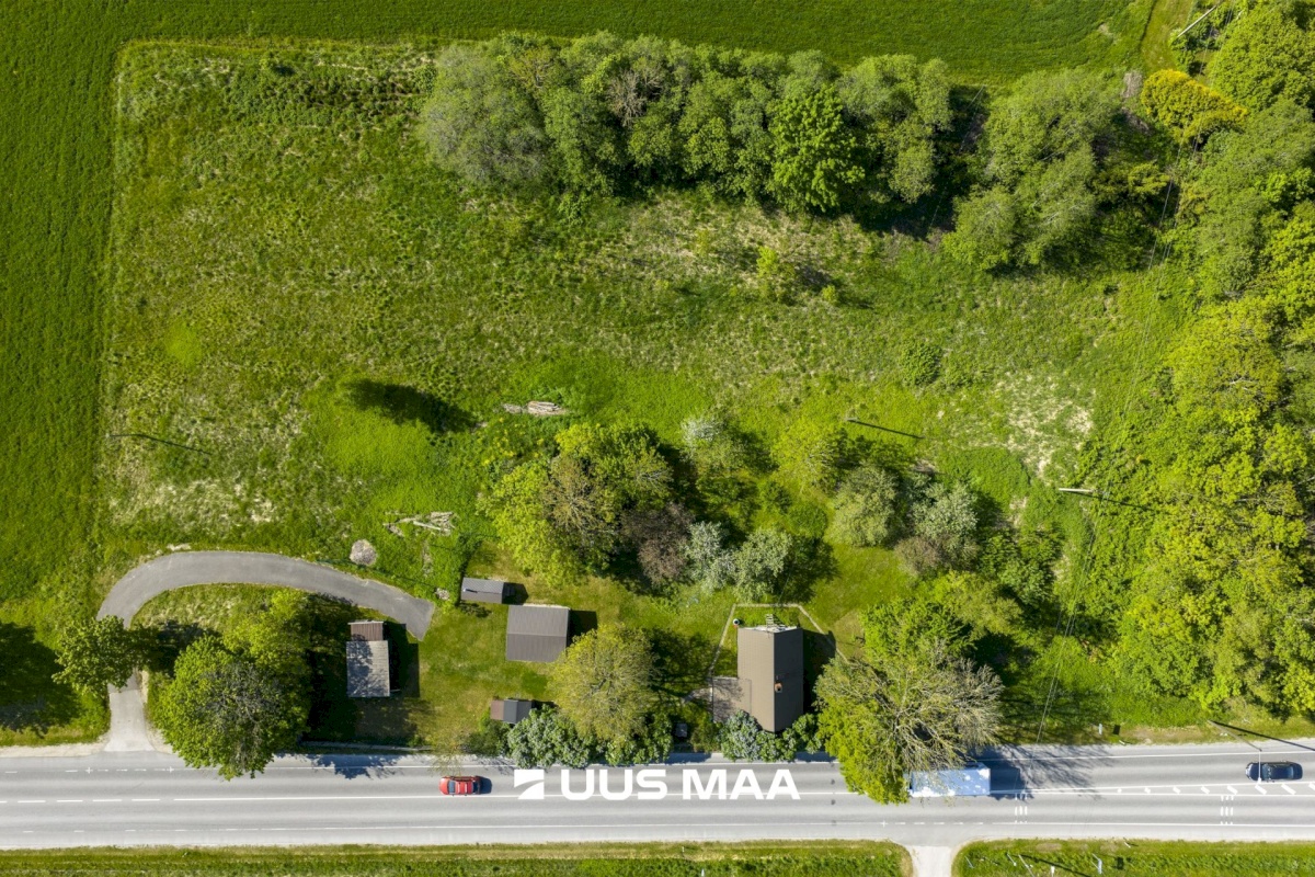 Lääne-Nigula vald, Pälli küla, Haapsalu mnt 1
