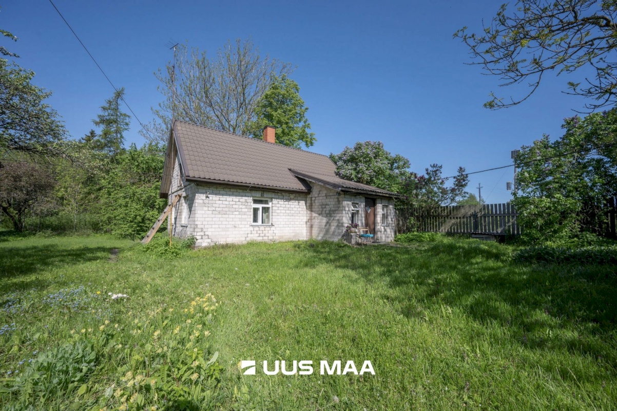 Lääne-Nigula vald, Pälli küla, Haapsalu mnt 1