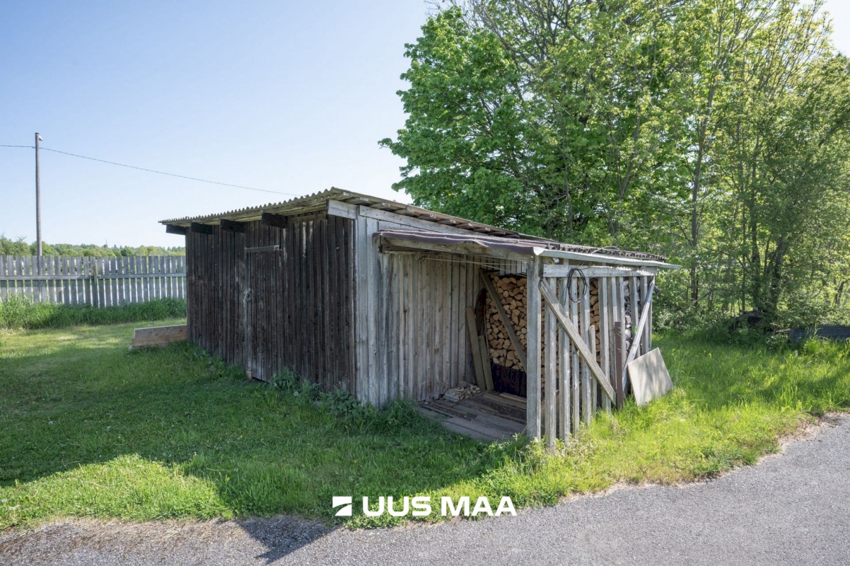 Lääne-Nigula vald, Pälli küla, Haapsalu mnt 1