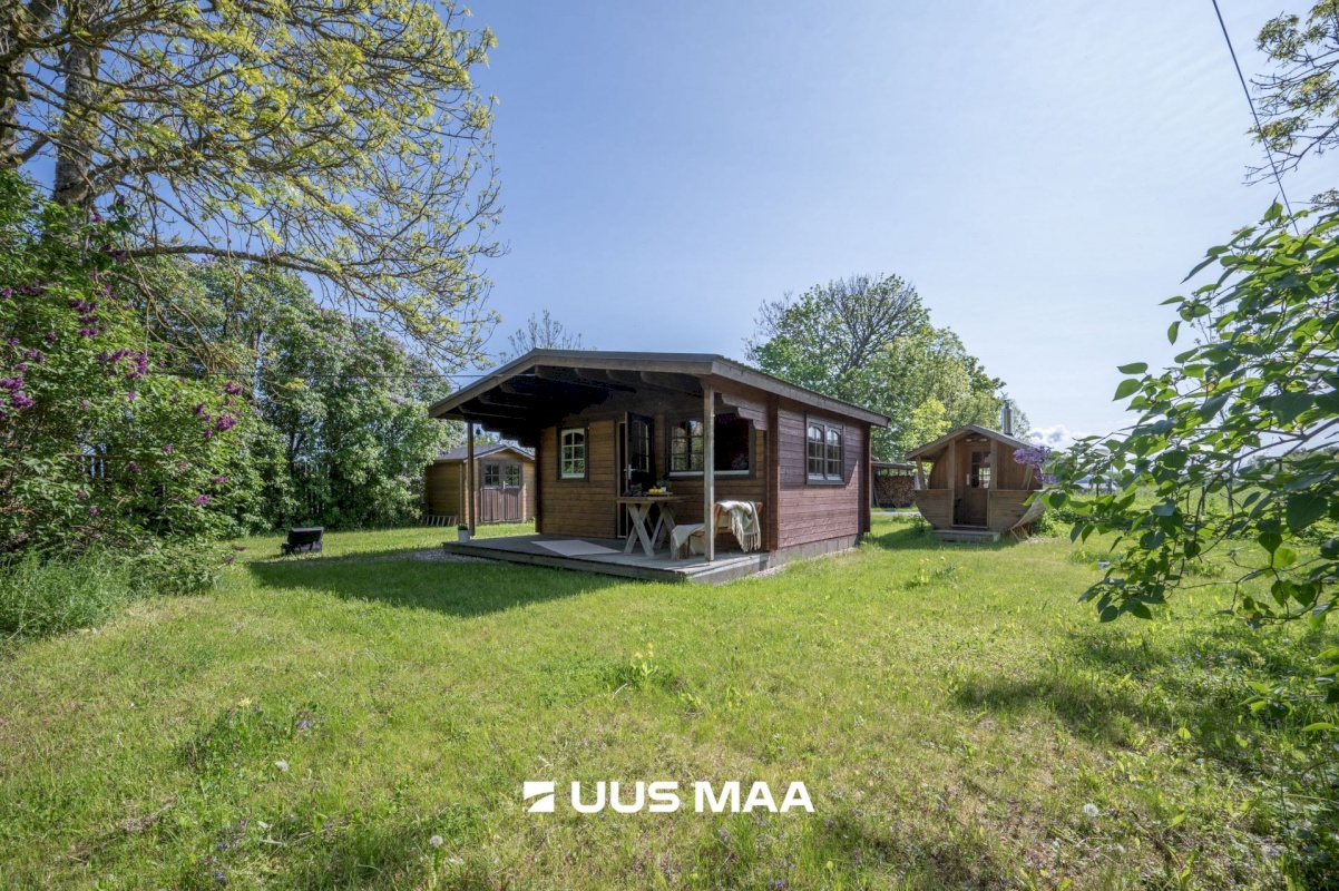 Lääne-Nigula vald, Pälli küla, Haapsalu mnt 1